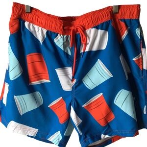 Men's Celebrate Patriotic 4th of July Above Knee Swim Shorts LARGE Party Cup NEW